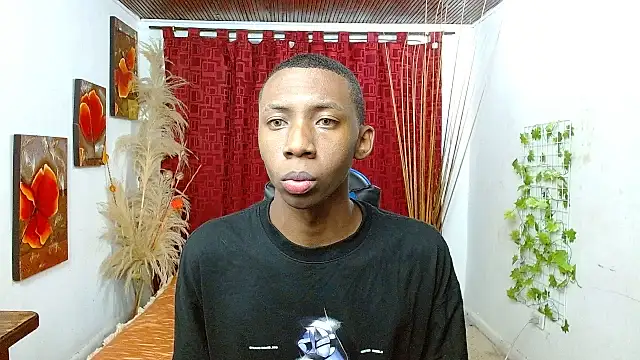 milo018 online show from March 2026 08:34:02 AM