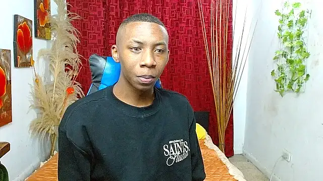 milo018 online show from March 2026 08:47:01 PM