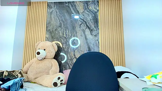 scarlett lumi online show from March 2026 12:03:02 PM