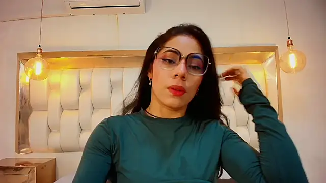 AzulMaveric online show from May 2026 08:04:02 PM
