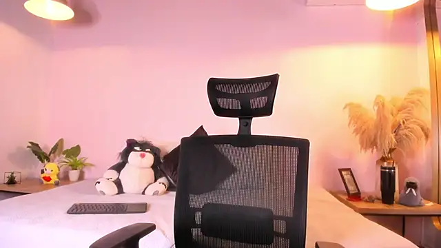 Scarlett Evans1  online show from March 2026 07:54:02 PM