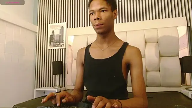 Santiago Ortiz  online show from March 2026 04:14:02 PM