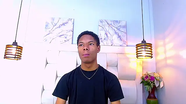 Santiago Ortiz  online show from March 2026 07:30:01 PM