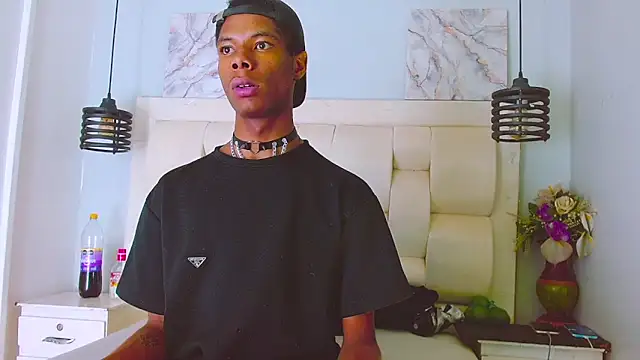 Santiago Ortiz  online show from April 2026 08:48:02 PM