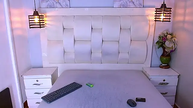 Santiago Ortiz  online show from March 2026 06:15:02 PM