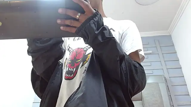 Santiago Ortiz  online show from March 2026 01:39:01 PM