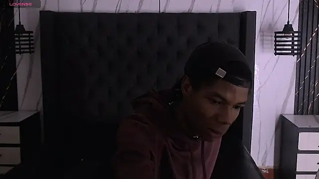 Santiago Ortiz  online show from April 2026 01:03:01 PM