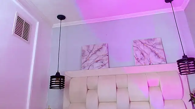 Santiago Ortiz  online show from March 2026 01:48:02 PM