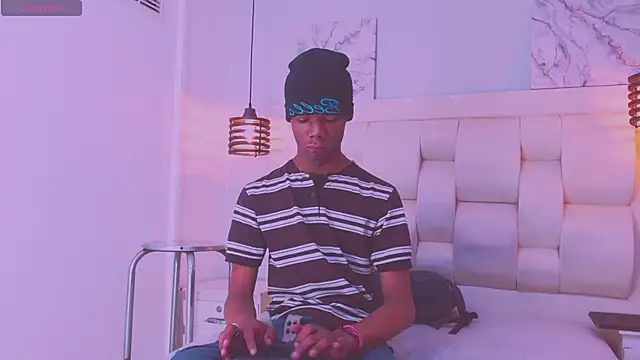 Santiago Ortiz  online show from April 2026 07:26:02 PM