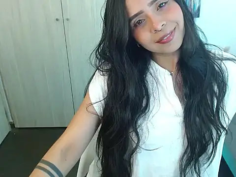 Snapshot of Pauliha chatting on February 2026 06:54:01 PM Pauliha online show from February 2026 06:54:01 PM