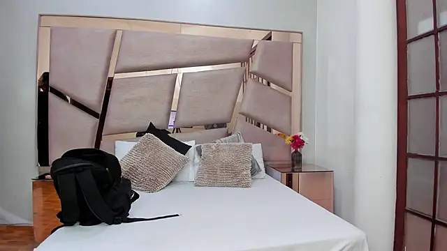 Kendal Lane online show from March 2026 07:15:02 PM