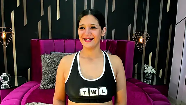 Kendal Lane online show from April 2026 07:48:01 PM