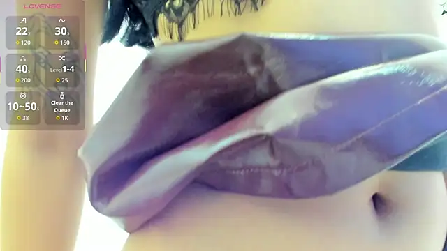 Snapshot of beautydoll18_ chatting on February 2026 10:28:01 AM beautydoll18 online show from February 2026 10:28:01 AM