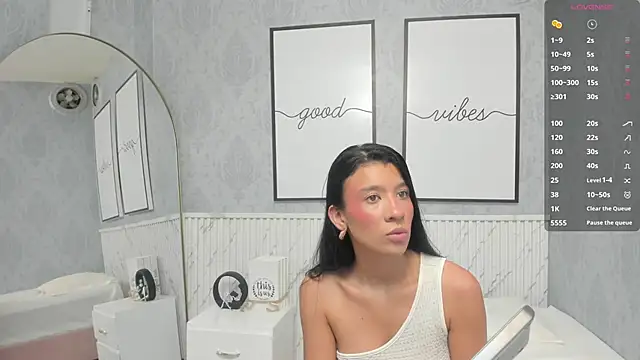 beautydoll18  online show from April 2026 10:18:02 AM