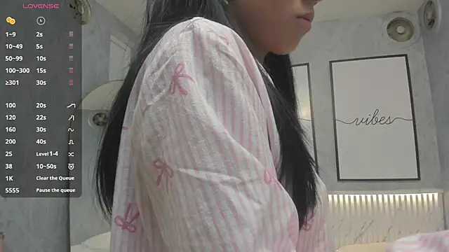 beautydoll18  online show from April 2026 10:32:01 AM