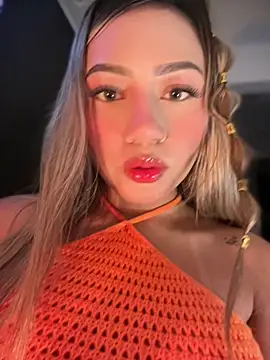 Dulce Sofi  online show from April 2026 11:33:02 PM