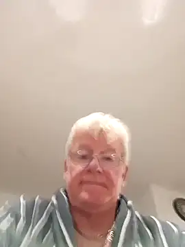 olivbisoumis online show from April 2026 04:47:02 AM