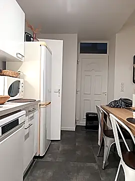 olivbisoumis online show from April 2026 04:48:01 AM