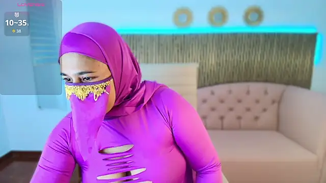 Nadia Privee online show from February 2026 06:08:01 PM