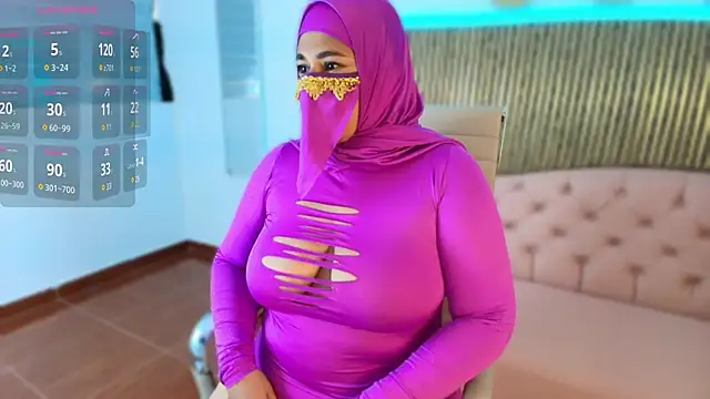 Nadia Privee online show from February 2026 07:03:01 PM