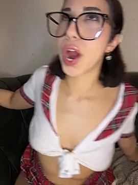 Selin xoxo online show from March 2026 05:24:01 PM