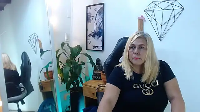 eva colen50 online show from April 2026 06:14:02 PM