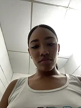 Snapshot of kali_rousse chatting on April 2026 01:01:01 AM kali rousse online show from April 2026 01:01:01 AM