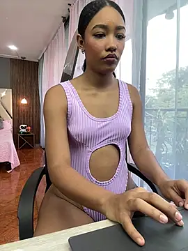 kali rousse online show from April 2026 12:34:02 PM