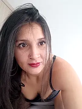 Cami carvajal online show from March 2026 05:36:02 PM