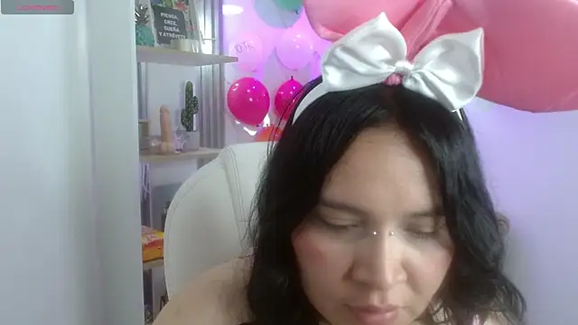 jackie tk online show from April 2026 07:45:01 PM
