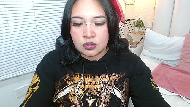 jackie tk online show from June 2026 07:36:01 PM