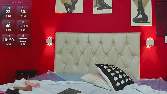 SweerLuna online show from April 2026 02:02:02 PM