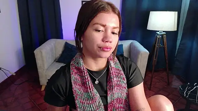 Alessia Monroe  online show from April 2026 01:42:02 AM