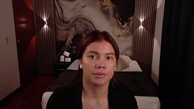 Alessia Monroe  online show from April 2026 08:13:01 PM