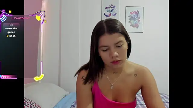 Alessia Monroe  online show from May 2026 04:32:01 PM