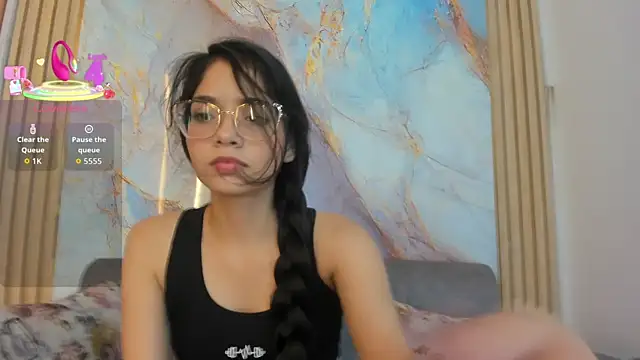 Carolina pm online show from April 2026 12:34:02 AM