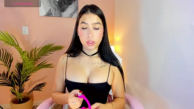 Snapshot of AliceBoomx chatting on May 2026 09:47:02 PM AliceBoomx online show from May 2026 09:47:02 PM