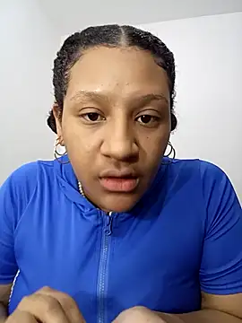 gigiblue89 online show from May 2026 07:34:01 AM