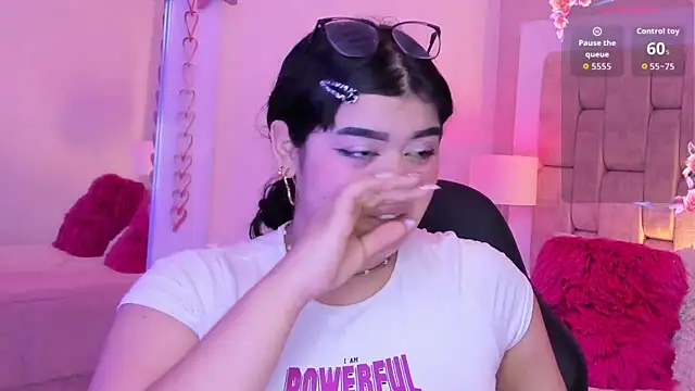 AnniJones online show from April 2026 03:03:01 AM