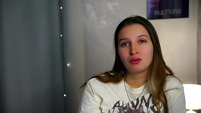 Snapshot of AshelyPeakes chatting on February 2026 01:17:02 AM AshelyPeakes online show from February 2026 01:17:02 AM