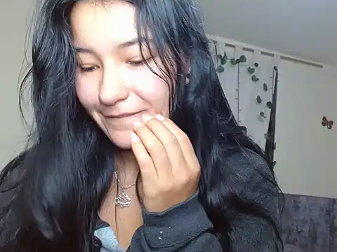 Miiia a online show from February 2026 08:09:01 PM