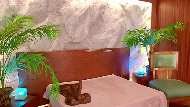 Snapshot of Rolyloren_ chatting on February 2026 04:07:02 PM Rolyloren online show from February 2026 04:07:02 PM