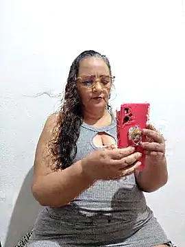 Noemipopi online show from February 2026 11:27:02 PM