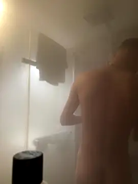 Crevette311 online show from December 2025 06:29:02 PM