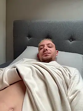 Crevette311 online show from November 2025 11:55:01 AM