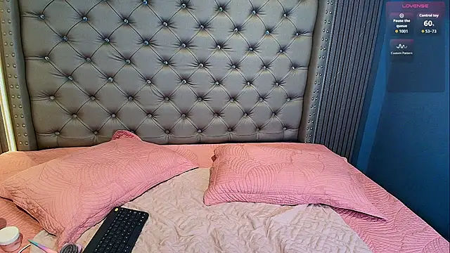 NAOMI cute  online show from March 2026 01:29:02 AM