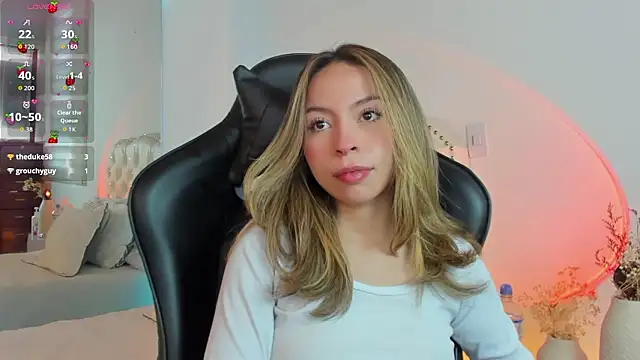 LuuluBerry online show from February 2026 05:58:02 PM