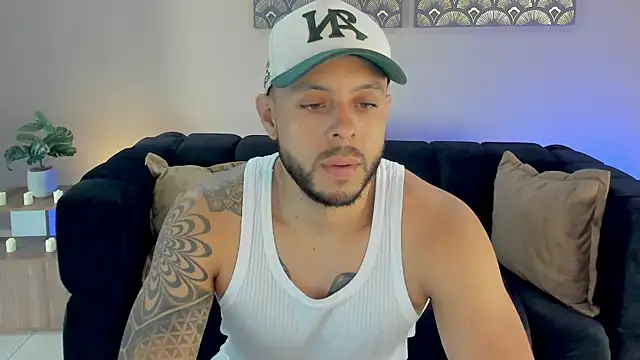 Daniel kingx online show from February 2026 01:44:01 PM