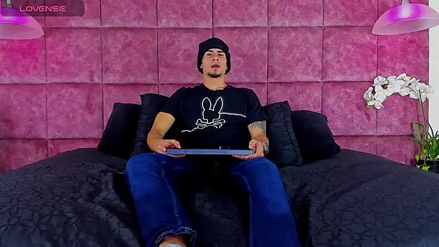 SharonTygaX online show from February 2026 04:20:02 AM