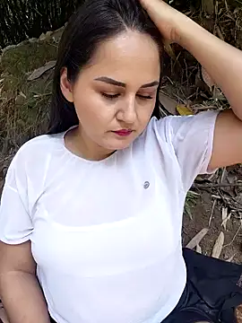 Snapshot of yissela92 chatting on February 2026 06:21:01 PM yissela92 online show from February 2026 06:21:01 PM